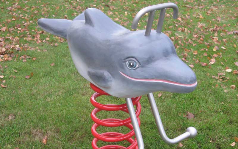 Delfin *geschnitzt* 